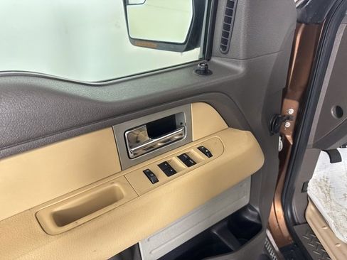 Used 2011 Ford F150 XLT w/ XLT Chrome Pkg image 23