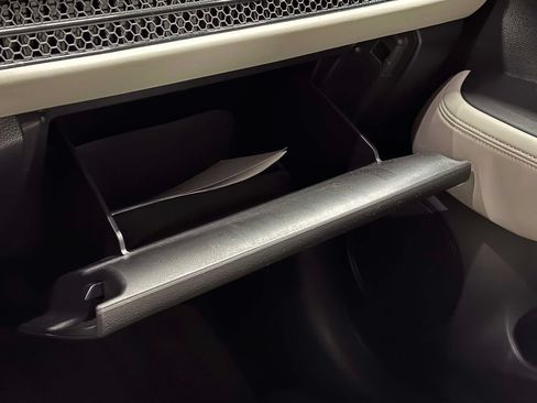 Certified 2024 Honda HR-V LX image 10