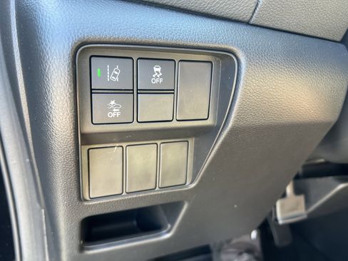 Used 2019 Honda CR-V EX image 15