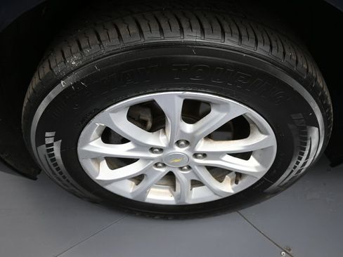 Used 2019 Chevrolet Equinox LS FWD image 14