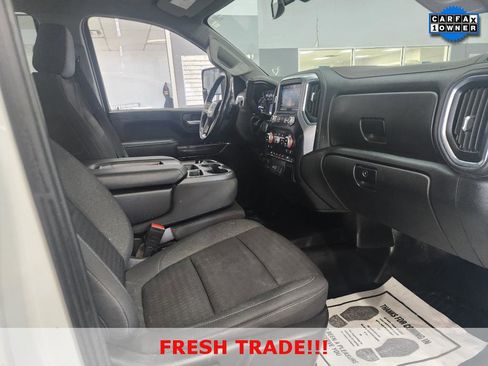 Used 2023 GMC Sierra 3500 SLE w/ SLE Convenience Package AWD/4WD image 4