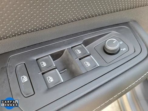 Used 2024 Volkswagen Atlas Cross Sport SEL R-Line AWD/4WD image 20
