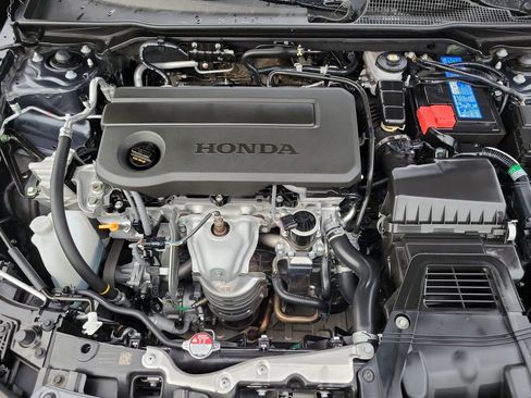 Used 2025 Honda Civic Sport image 28