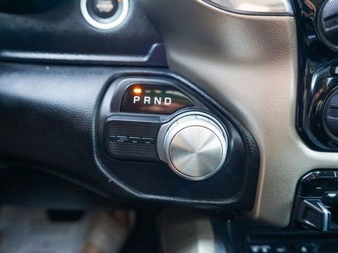Used 2019 RAM 1500 Laramie RWD image 27