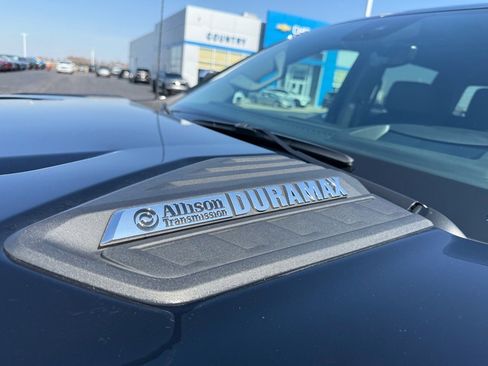 Used 2024 Chevrolet Silverado 3500 LTZ w/ LTZ Plus Package image 11