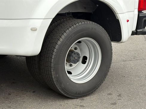 Used 2024 Ford F350 XL image 5