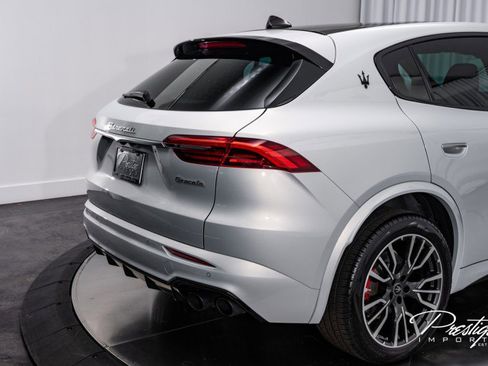 Used 2023 Maserati Grecale Modena image 20