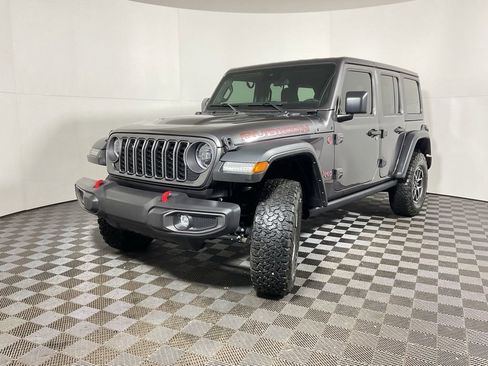 Used 2024 Jeep Wrangler Rubicon w/ Safety Group image 8