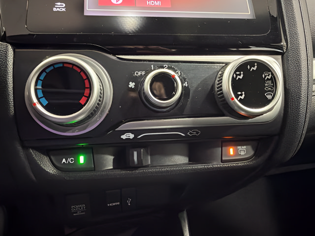Used 2015 Honda Fit image 22