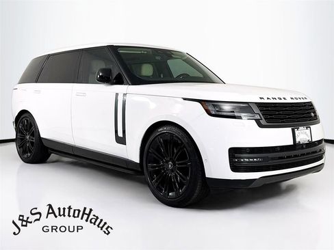 Used 2025 Land Rover Range Rover Long Wheelbase SE AWD/4WD image 1