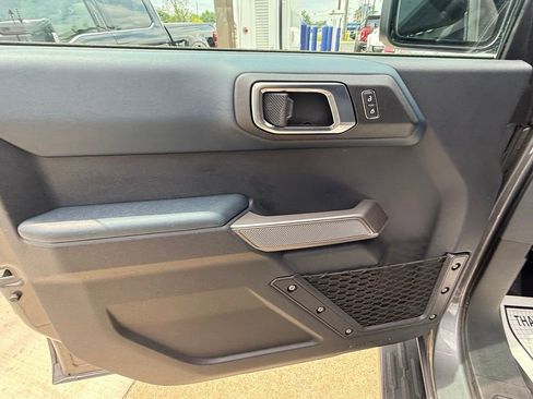 Certified 2022 Ford Bronco Outer Banks w/ Sasquatch Package AWD/4WD image 24