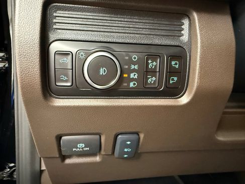 New 2026 Ford F250 King Ranch w/ Chrome Package AWD/4WD image 19