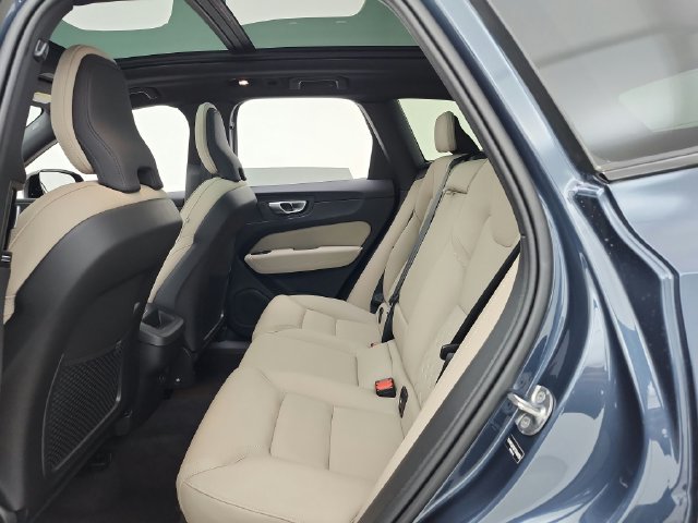 New 2026 Volvo XC60 B5 Plus w/ Climate Package AWD/4WD image 50