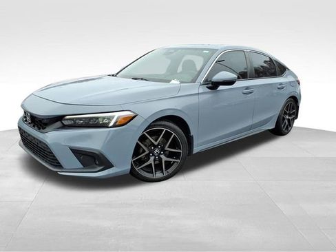 Used 2023 Honda Civic Sport Touring image 2