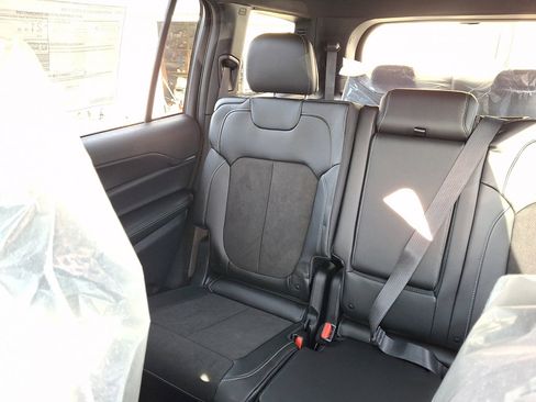 New 2025 Jeep Grand Cherokee L Altitude AWD/4WD image 12
