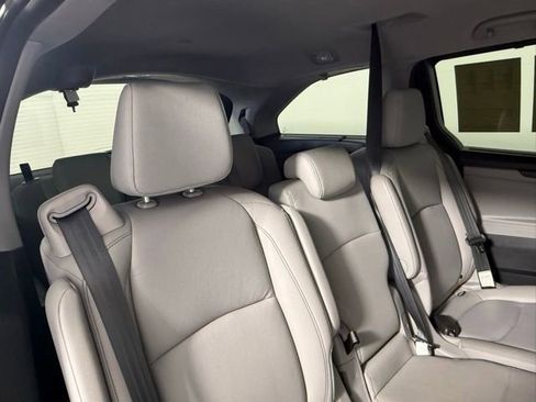 Used 2024 Honda Odyssey Touring image 46