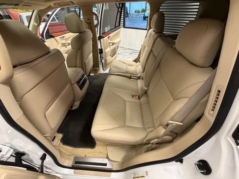 Used 2010 Lexus LX 570 4WD image 61