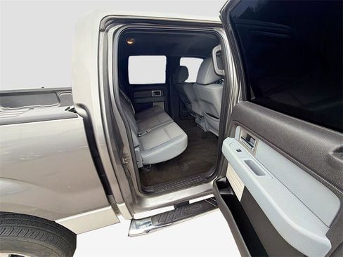Used 2011 Ford F150 XLT w/ XLT Chrome Pkg image 22