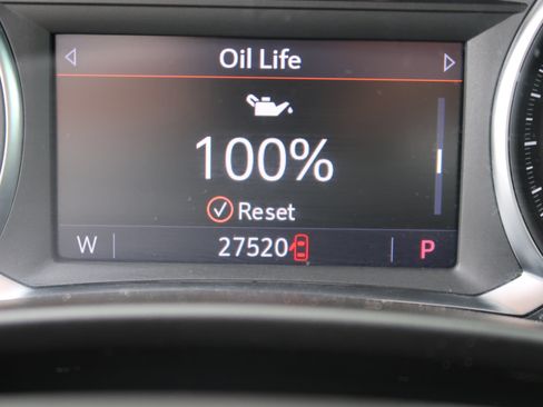 Used 2023 Chevrolet Equinox LT FWD image 25