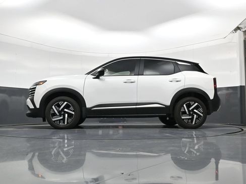 Certified 2025 Nissan Kicks SV FWD image 22