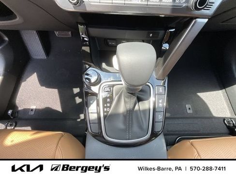 Certified 2024 Kia Seltos SX w/ SX Sunroof Package AWD/4WD image 14