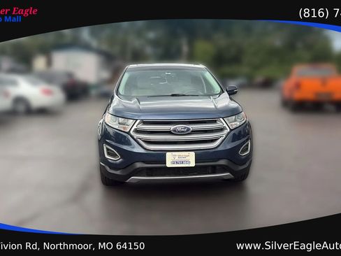 Used 2017 Ford Edge Titanium w/ Equipment Group 301A AWD/4WD image 8