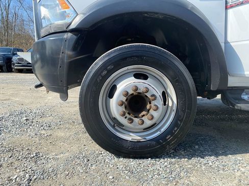 Used 2015 RAM 5500 Tradesman image 35