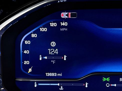 Used 2024 Chevrolet Silverado 1500 LT image 35