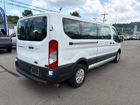 Used 2022 Ford Transit 350 XLT RWD image 10