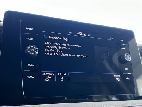 Certified 2025 Volkswagen Taos SE image 16