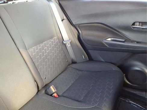 Used 2023 Nissan Kicks SV image 18