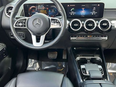 Used 2020 Mercedes-Benz GLB 250 4MATIC image 12