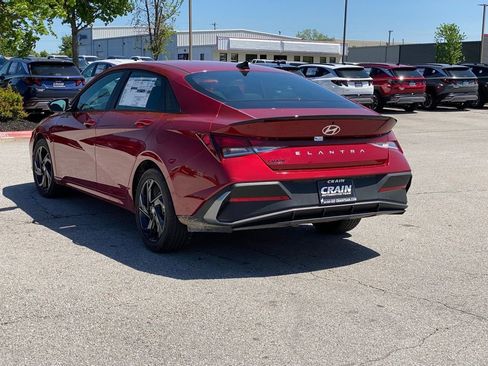 Certified 2026 Hyundai Elantra Sport FWD image 5