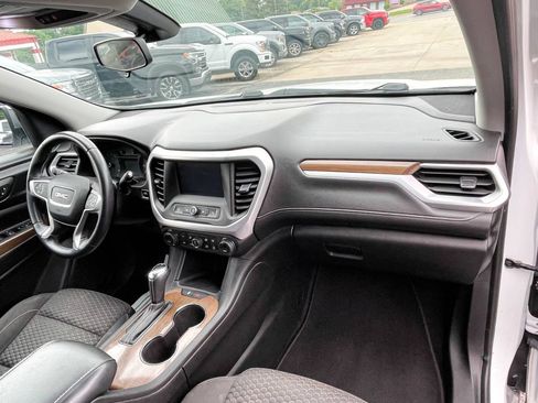 Used 2017 GMC Acadia SL FWD image 9