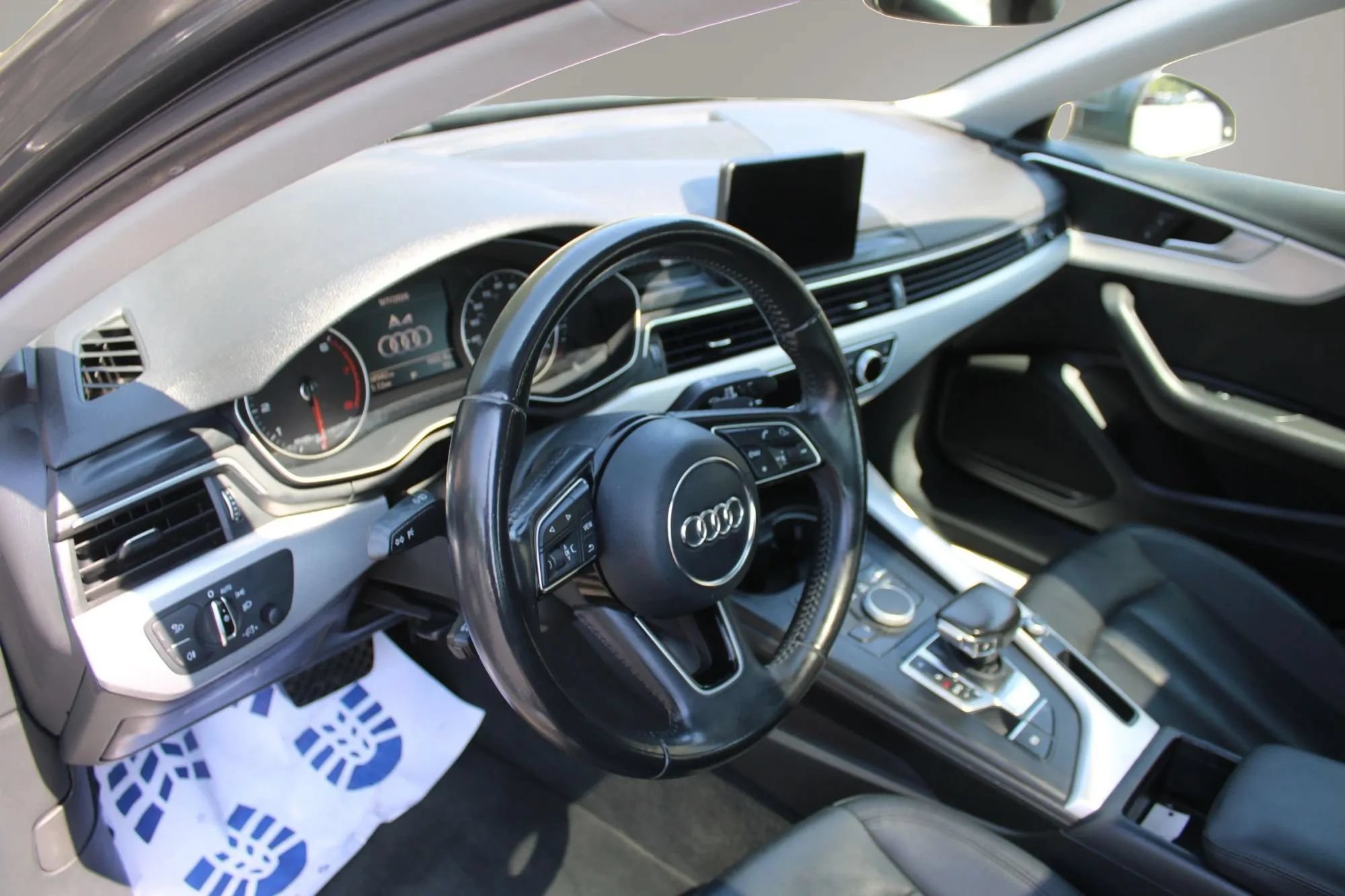 Used 2017 Audi A4 2.0T Premium w/ Convenience Package FWD image 14