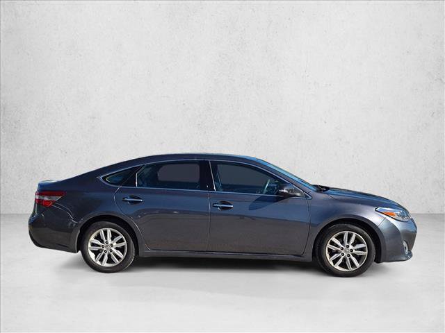 Used 2014 Toyota Avalon XLE FWD image 4