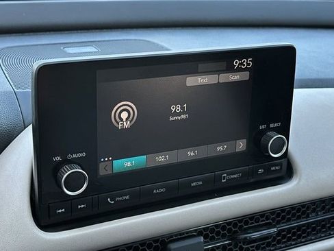 Certified 2024 Honda HR-V LX image 20