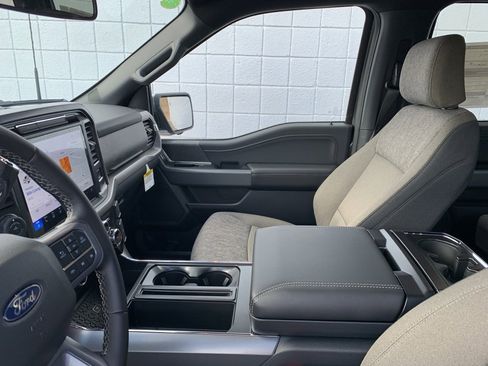 New 2025 Ford F150 XLT w/ Equipment Group 302A MID image 40