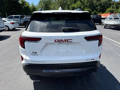 Used 2026 GMC Terrain AT4 AWD/4WD image 4