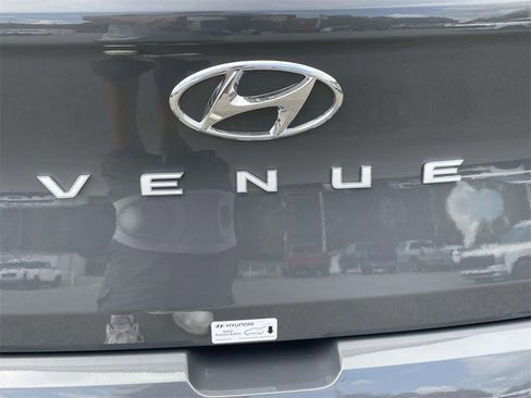 New 2026 Hyundai Venue SEL image 7