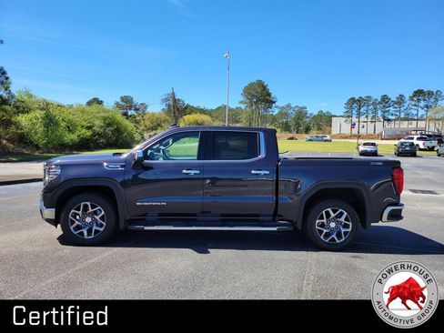 Used 2023 GMC Sierra 1500 SLT w/ SLT Premium Package image 3