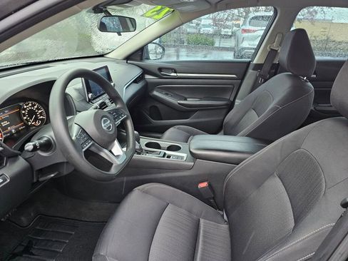 Used 2022 Nissan Altima 2.5 SV image 24