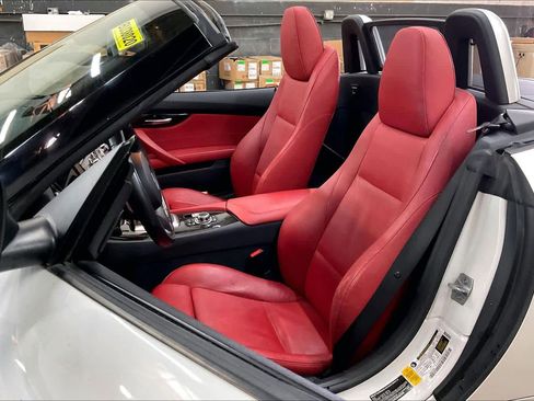 Used 2016 BMW Z4 sDrive35is image 27