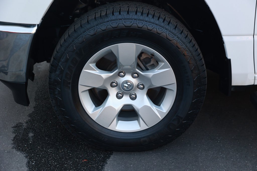 Used 2024 RAM 1500 Big Horn AWD/4WD image 14