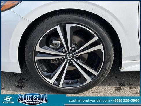 Used 2022 Nissan Sentra SR image 7