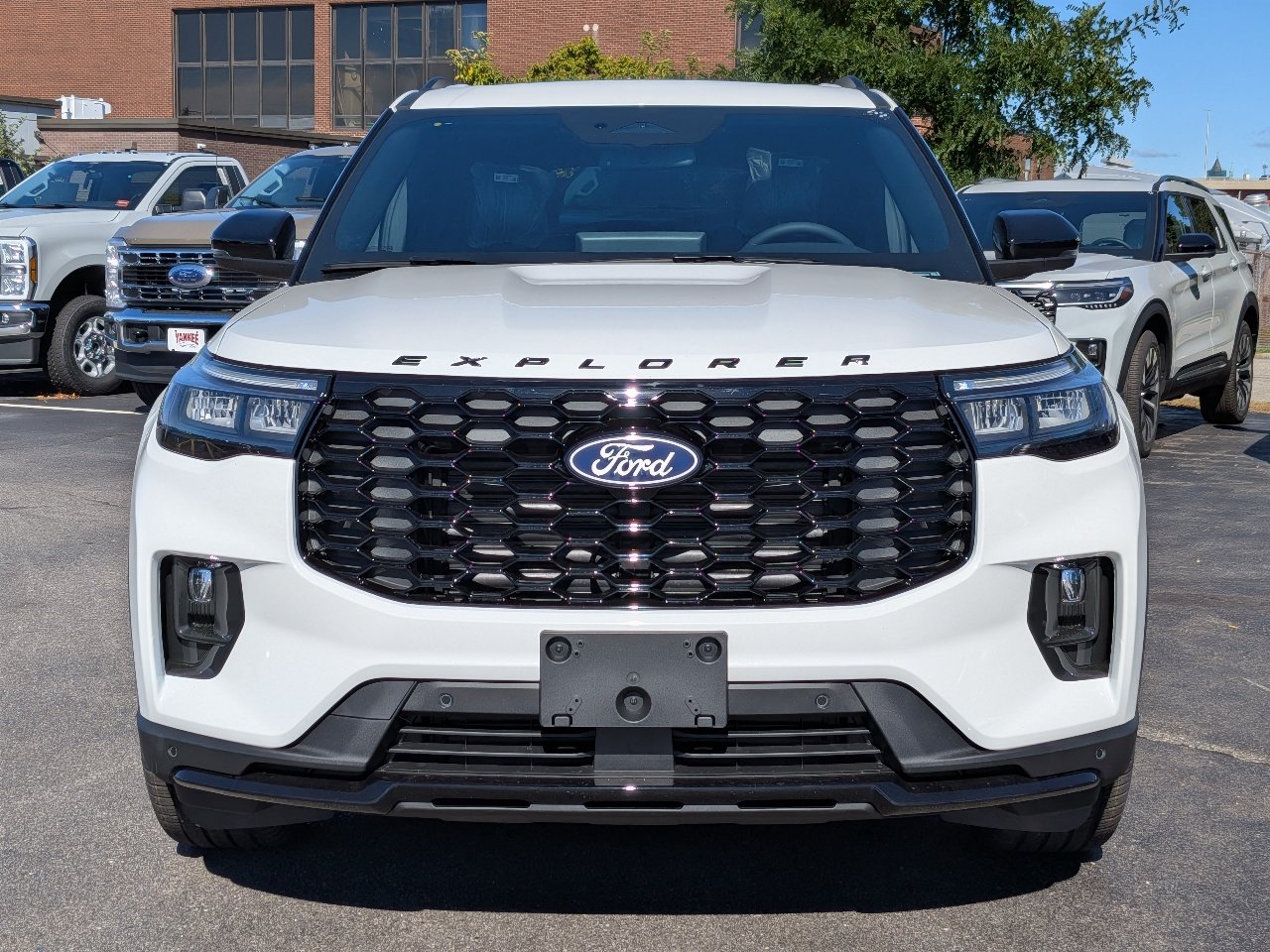New 2027 Ford Explorer ST-Line w/ Premium Package AWD/4WD image 9