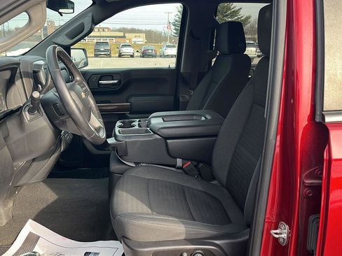 Used 2021 Chevrolet Silverado 1500 LT image 24