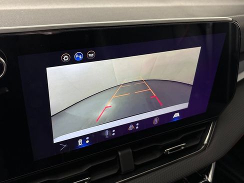 Certified 2026 Chevrolet Equinox RS w/ Safety and Technology Package FWD image 31