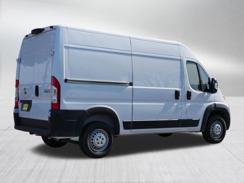 New 2026 RAM ProMaster 2500 w/ Convenience Group FWD image 7