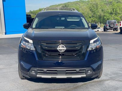 Used 2023 Nissan Pathfinder Platinum